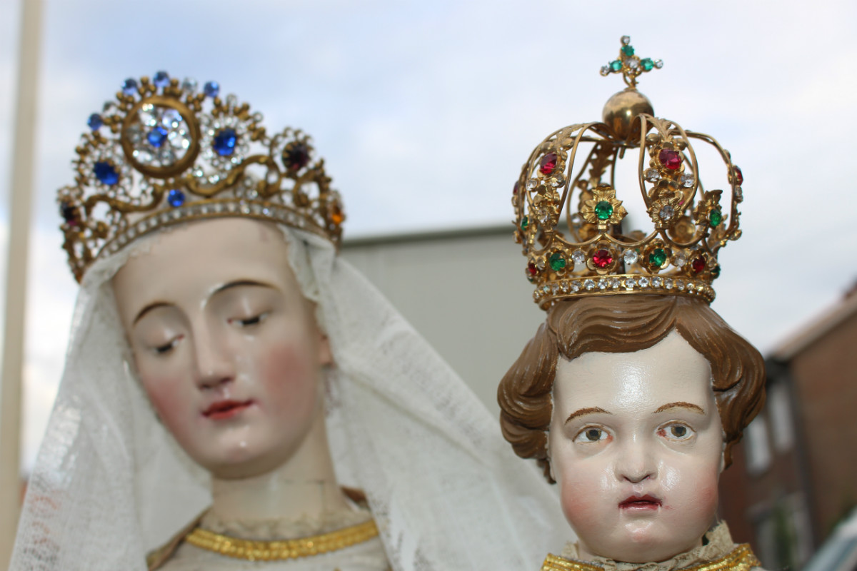 1 baroque Stake - Madonna