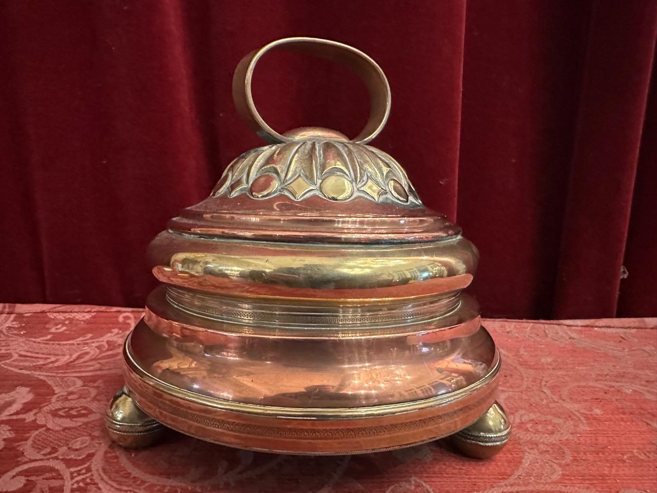 1 Baroque - Style Altar - Bell 4 Bells