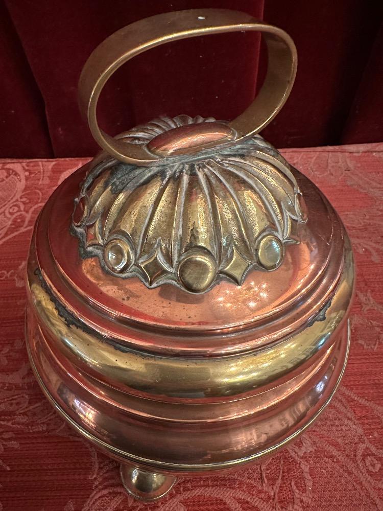 1 Baroque - Style Altar - Bell 4 Bells
