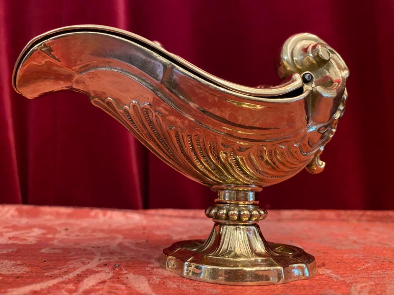 1 BAROQUE-STYLE Boat