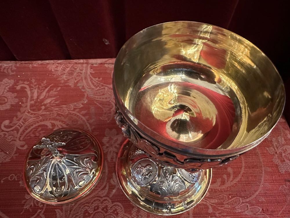 1 Baroque - Style Ciborium