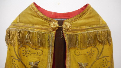 Cope  style BAROQUE-STYLE en Hand - Embroidered  Goldstitchery / Fabrics , Belgium 19 th century