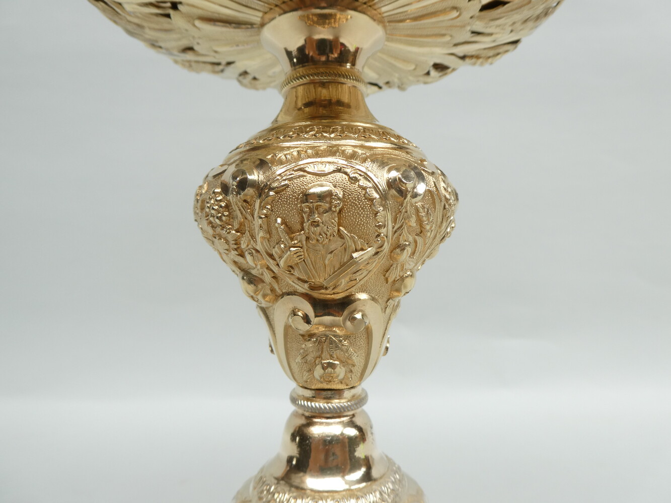 1 Baroque - Style Detail Pictures For Id 7009502 : Ciborium By : French Silversmith'S Favier Freres Lyon France