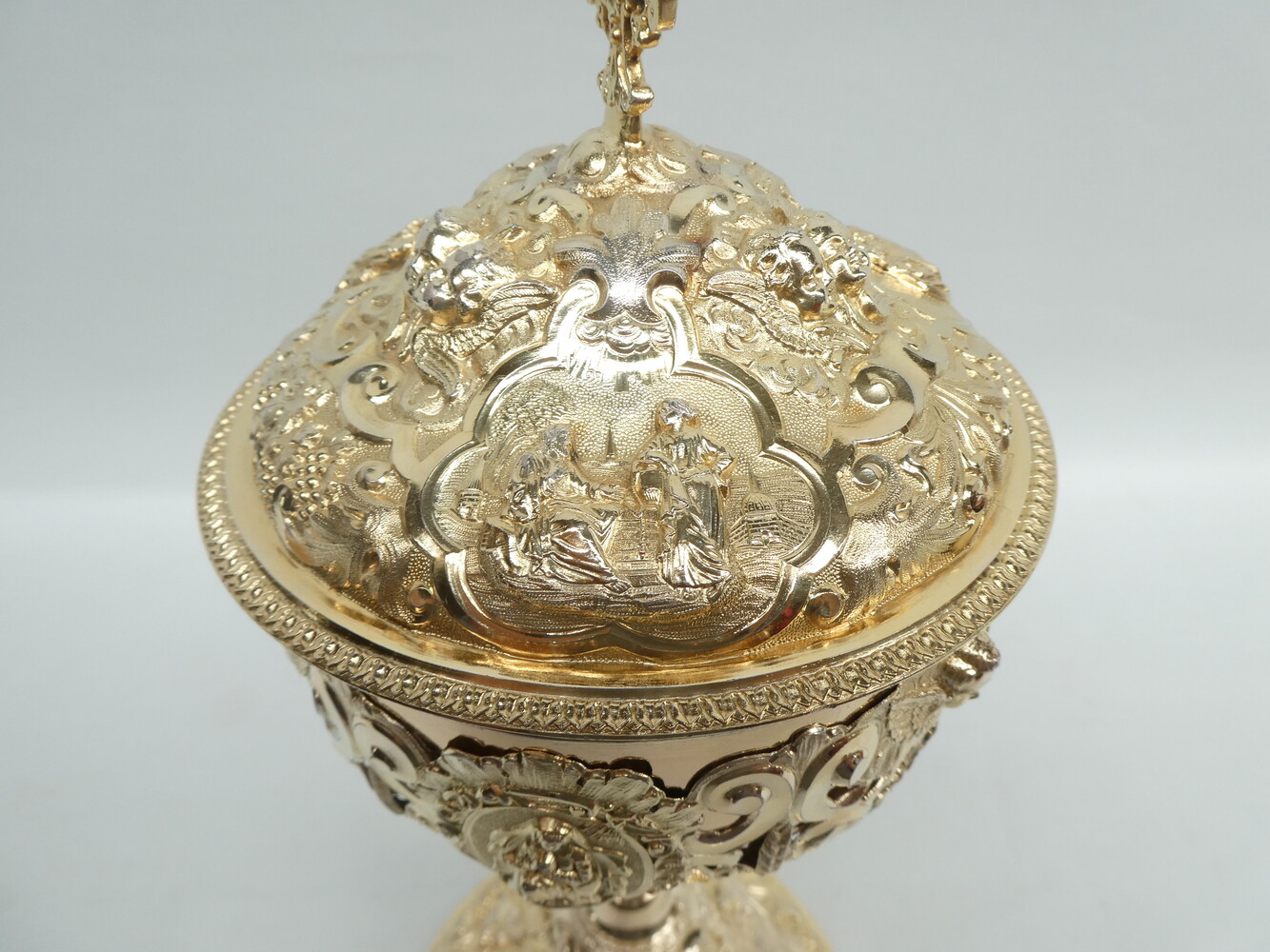 1 Baroque - Style Detail Pictures For Id 7009502 : Ciborium By : French Silversmith'S Favier Freres Lyon France