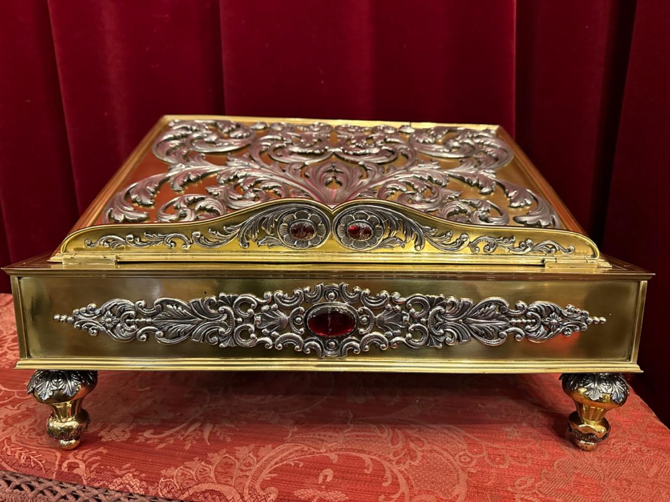 1 Baroque - Style Exceptional Lectern Multiple Full - Silver Floral Ornaments