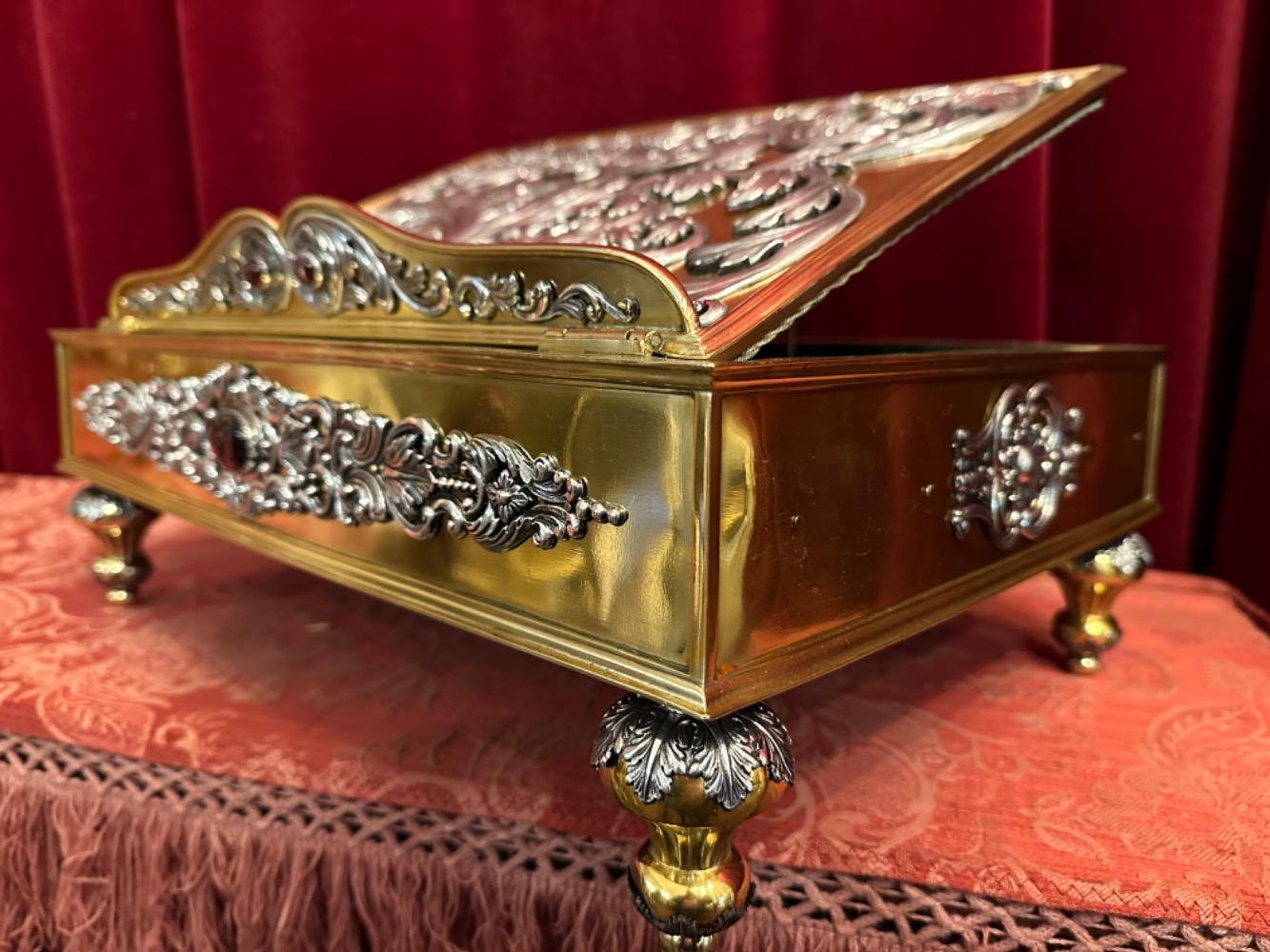 1 Baroque - Style Exceptional Lectern Multiple Full - Silver Floral Ornaments