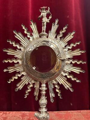 Exceptional Monstrance  Museum Piece, Fully Hand - Made In Solid Silver style Baroque - Style en Full - Silver / Glass / Fully Hand - Made Silver Figure of St. John Baptist, Italy  17 / 18th Century
