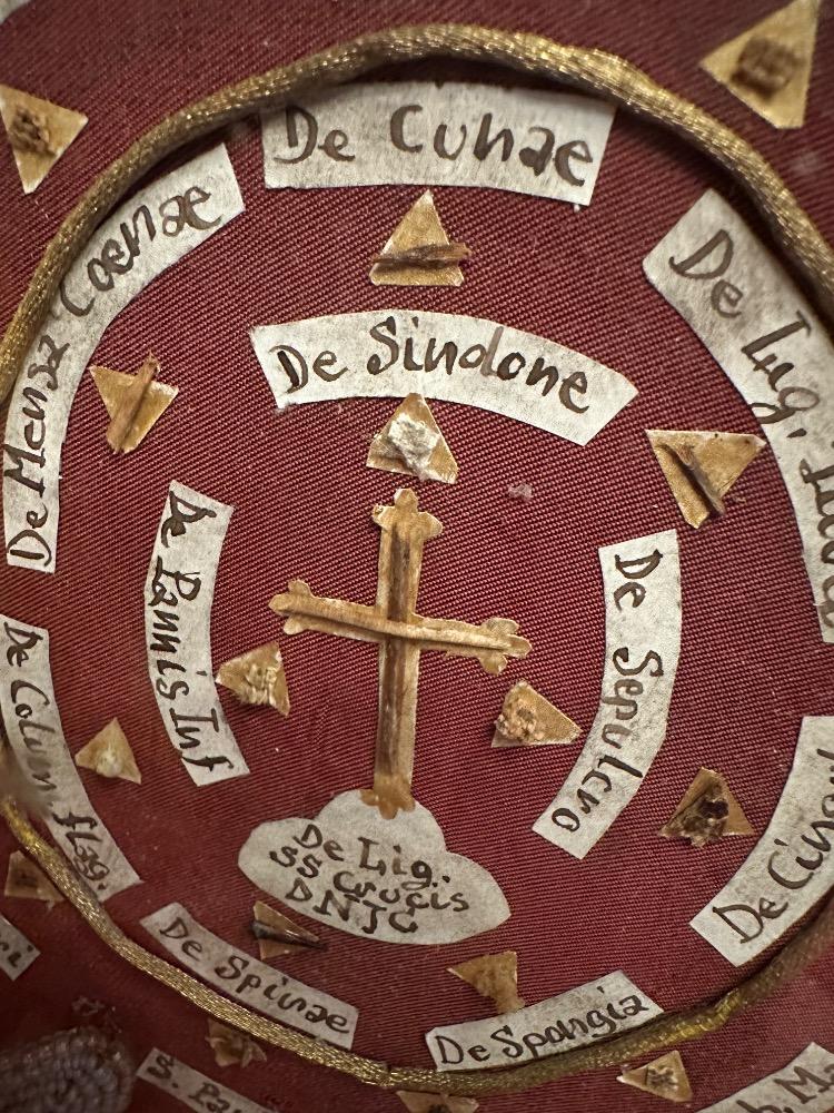 1 Baroque - Style Exceptional Reliquary Complete Passion Of Christ
