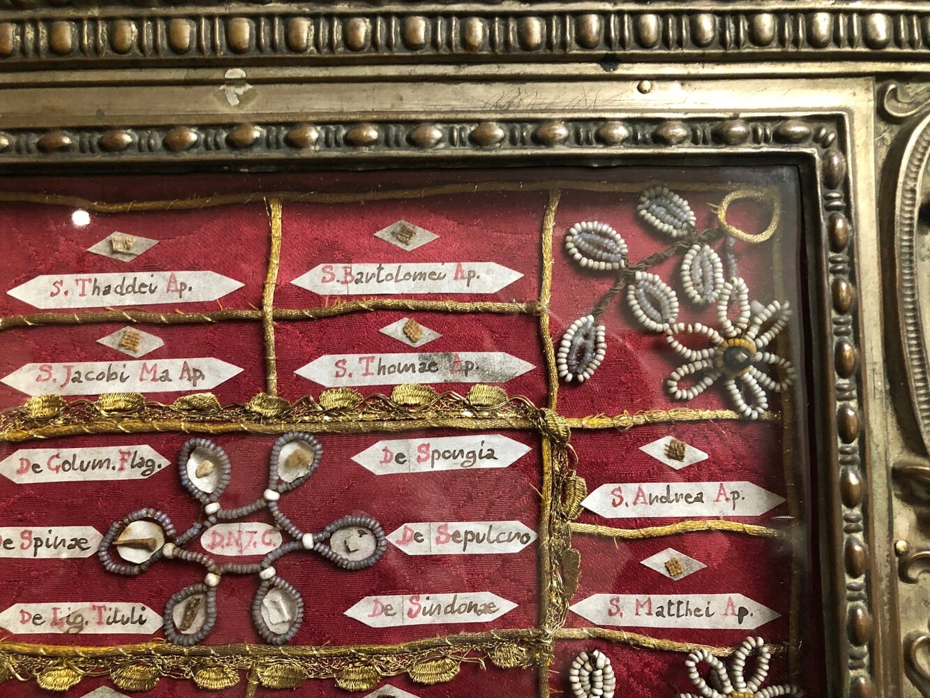 1 Baroque - Style Important Baroque Reliquary: Relics Related To D.N.J.C. & Relics Of 12 Apostles. Originally Sealed And With Document Most Probably Inside.