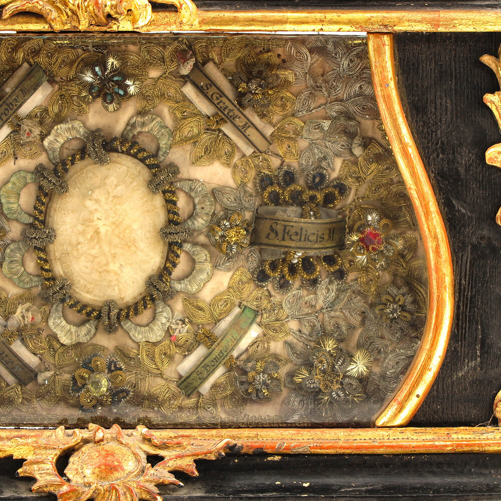 1 Baroque - Style Large Altar - Piece Reliquary - Relics St. Christinae & 12 More Wax Medaillons
