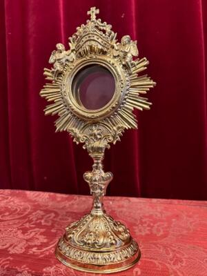 Monstrance style Baroque - Style en Brass / Bronze / Polished and Varnished / Glass, Belgium  19 th century ( Anno 1845 )