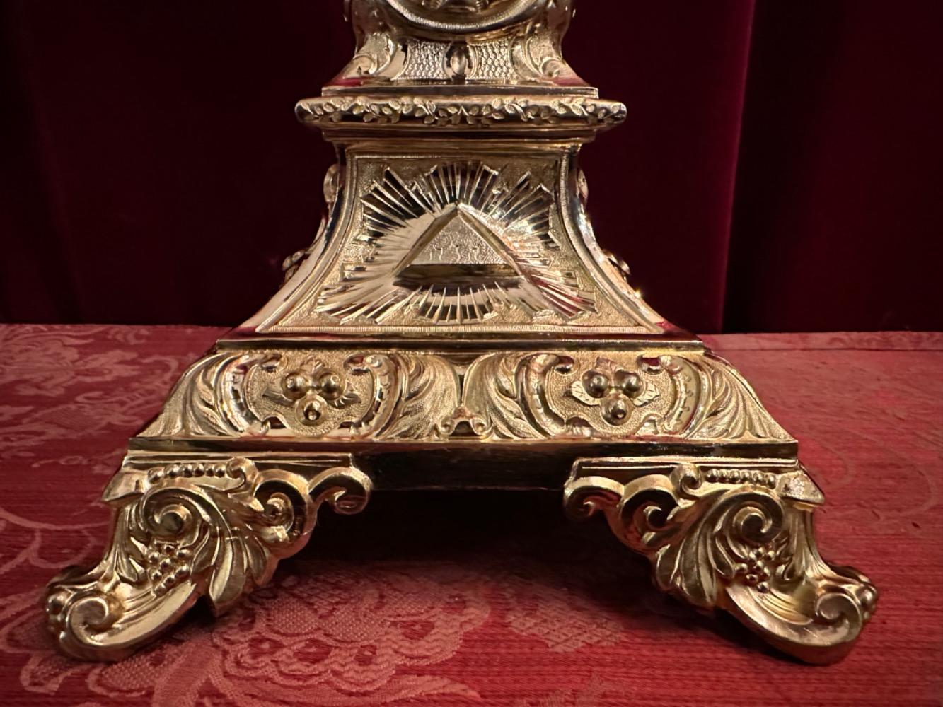 1 Baroque - Style Monstrance With Original Full Silver Lunula