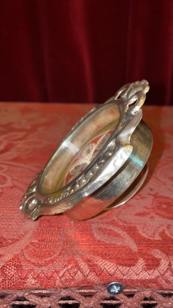 1 BAROQUE-STYLE Reliquary - Relic Ex Ossibus St. Amandus & Multiple Saints 16