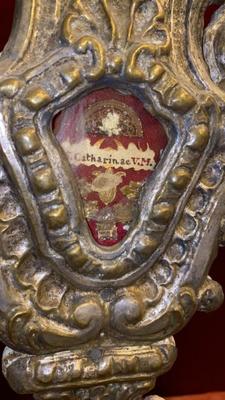 Reliquary - Relic St. Catherine  style BAROQUE-STYLE  en Wood / Brass / Wax Seals / Glass, Italy  18 th century