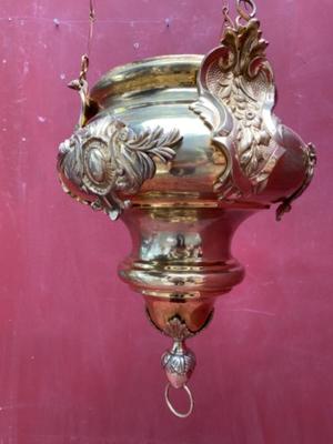 Sanctuary Lamp style Baroque - Style en Brass , Belgium 19 th century ( Anno 1850 )