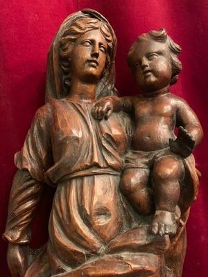 St. Mary & Child  style Baroque Style en Hand Carved Walnut, France 19th century