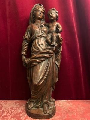St. Mary & Child  style Baroque Style en Hand Carved Walnut, France 19th century