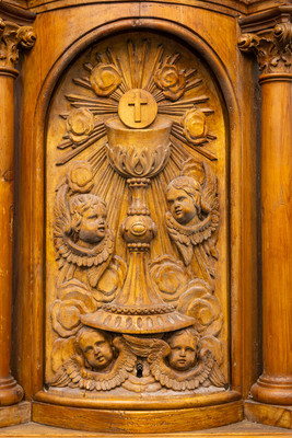 Tabernacle  style BAROQUE-STYLE en Wood Polychrome, Belgium 18 th century