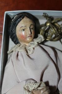 Tiny Stake - Madonna  style baroque en fully handcarved wood / Dressed, Belgium 19th century