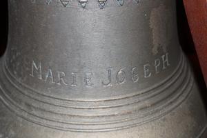 Bronze Church Bell en Bronze, Belgium 19th century