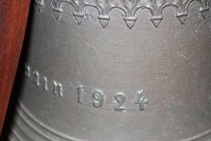 Bronze Church Bell en Bronze, Belgium 19th century