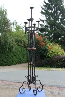 Candle Holder en Hand forged - iron , Belgium 19th century