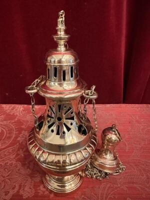 Censer.. en Bronze / Polished and Varnished, Belgium  19 th century ( Anno 1865 )