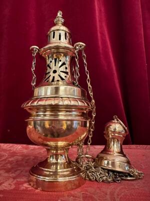 Censer.. en Bronze / Polished and Varnished, Belgium  19 th century ( Anno 1865 )