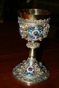 Chalice en silver GILT , ENAMELLED , FLORAL DECORATION , AMETHYST CABOCHONS , PEARLS, France 19th century