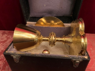 Chalice Brass Gilt Silver Cuppa With Original Case Spoon And Paten en Brass / Gilt / Silver , Belgium 20th century (Anno 1930)