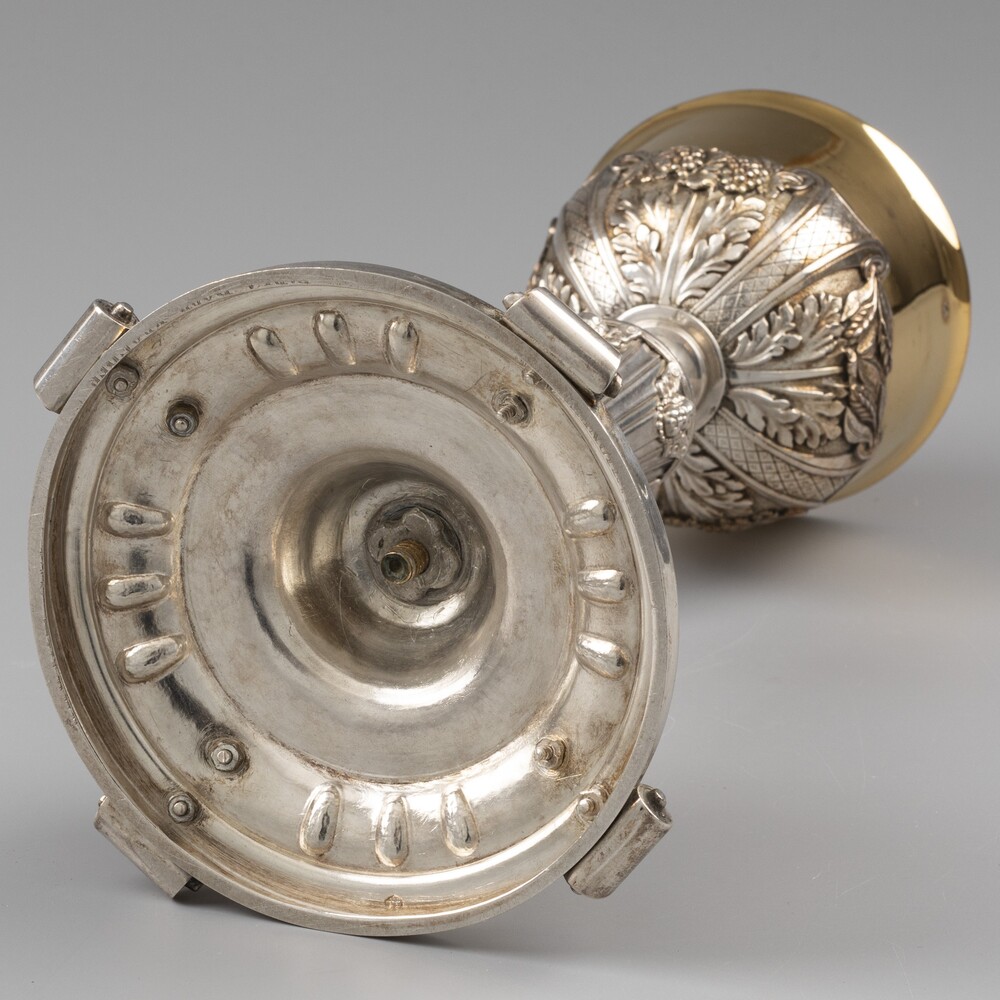 1  Chalice By : Willem F. Hermans