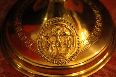 Chalice Complete With Paten Spoon And Original Case  en Brass / Bronze, Belgium 19th century