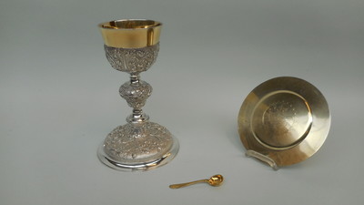 Chalice With Original Case And Paten en full silver Weight : 556 GRS, Italy 19th century