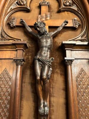 Chapel en Wood Walnut, Belgium  19 th century