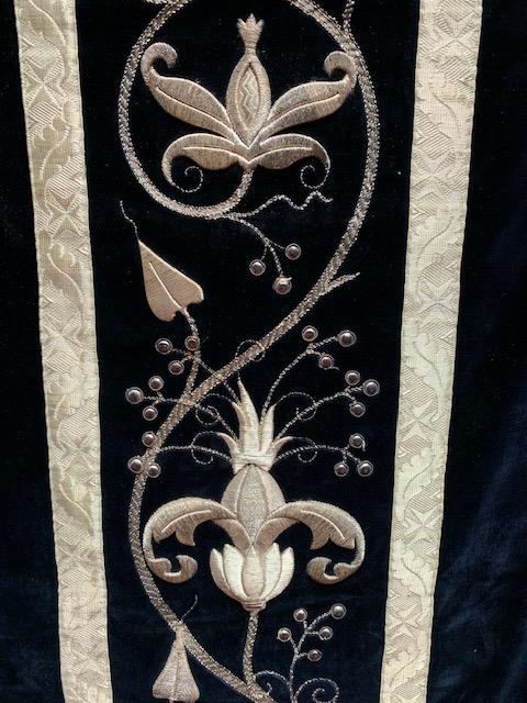1  Chasuble