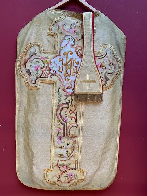 1  Chasuble
