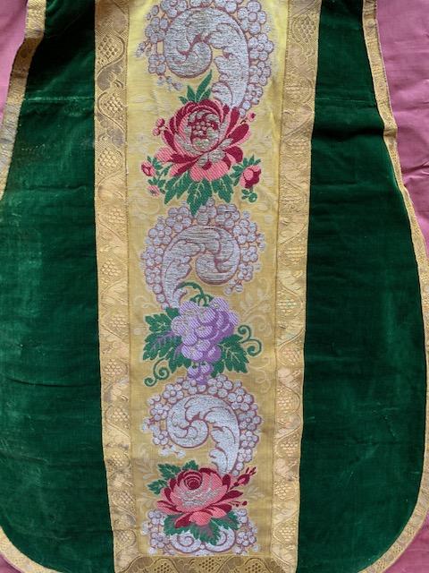 1  Chasuble