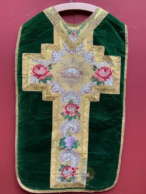 1  Chasuble
