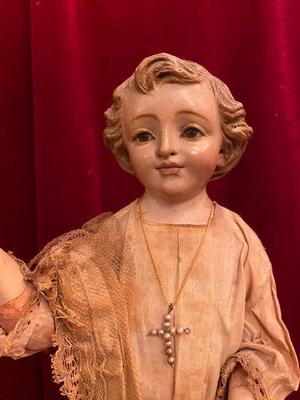 Child Jesus Statue en Hand - Carved Wood Dressed / Glass Eyes, Spain 19 th century ( Anno 1865 )