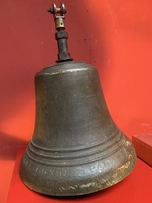 Church Bell Signed: Biron Paris. Weight 60 Kgs en Bronze, France 18 th century