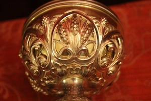 Ciborium en full silver, France 19th century ( Anno 1880)