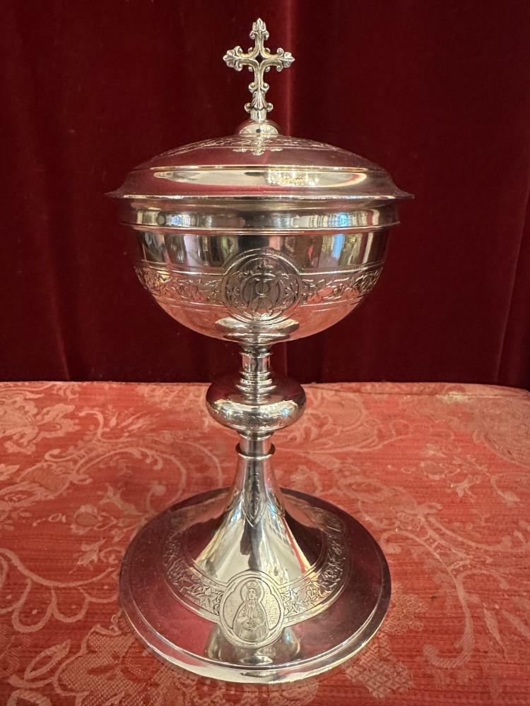 1  Ciborium