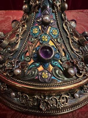 Exceptional Chalice ! style Classical en SILVER GILT , ENAMEL , FLORAL DECORATION , AMETHYST CABOCHONS , PEARLS, Hungary 19 th century