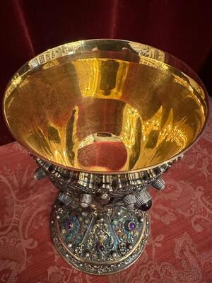 Exceptional Chalice ! style Classical en SILVER GILT , ENAMEL , FLORAL DECORATION , AMETHYST CABOCHONS , PEARLS, Hungary 19 th century