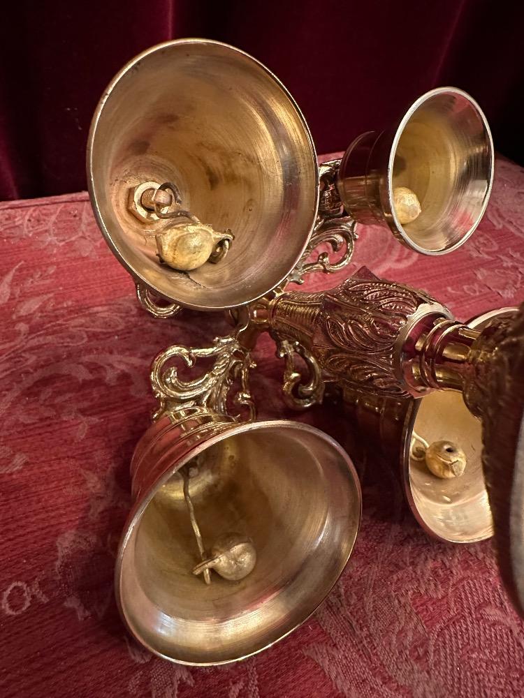 1 Classicistic Altar - Bell