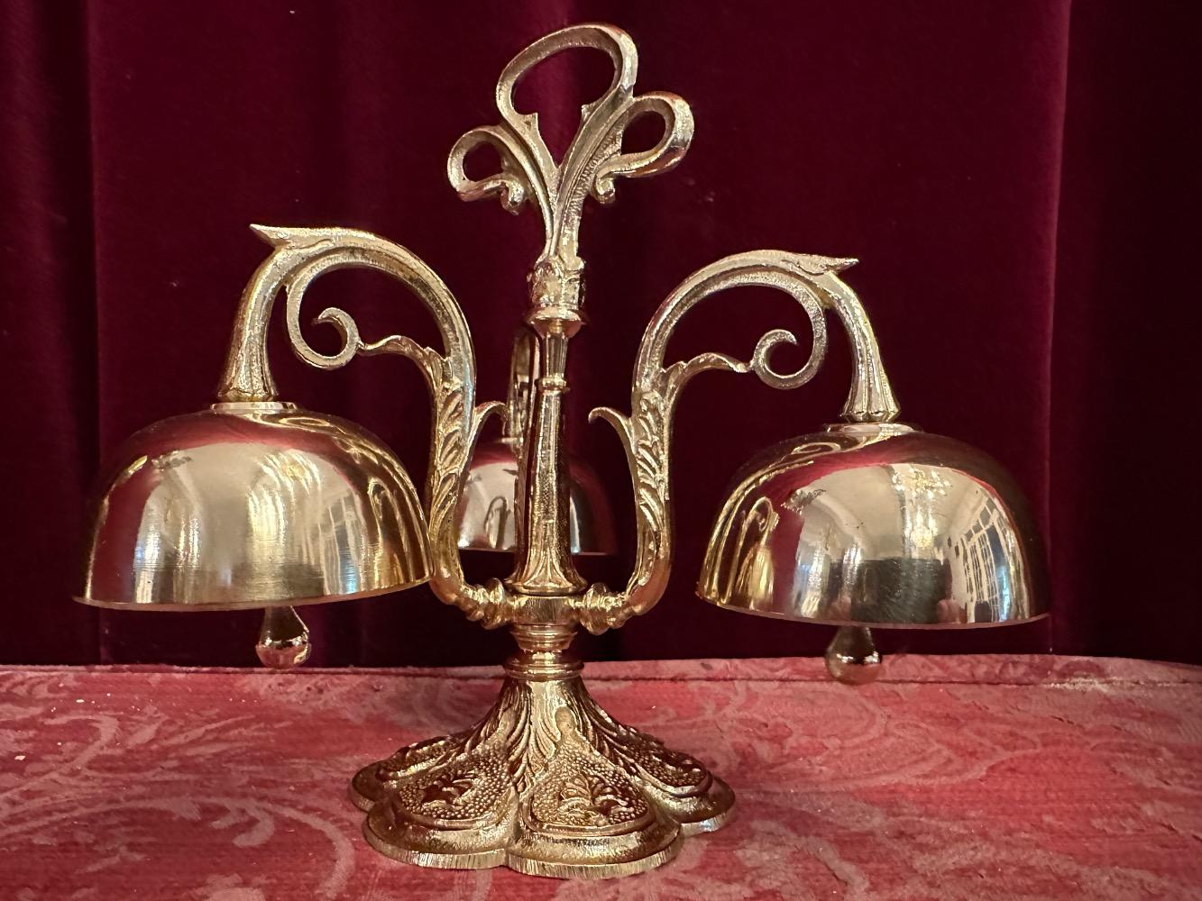 1 Classicistic Altar - Bell