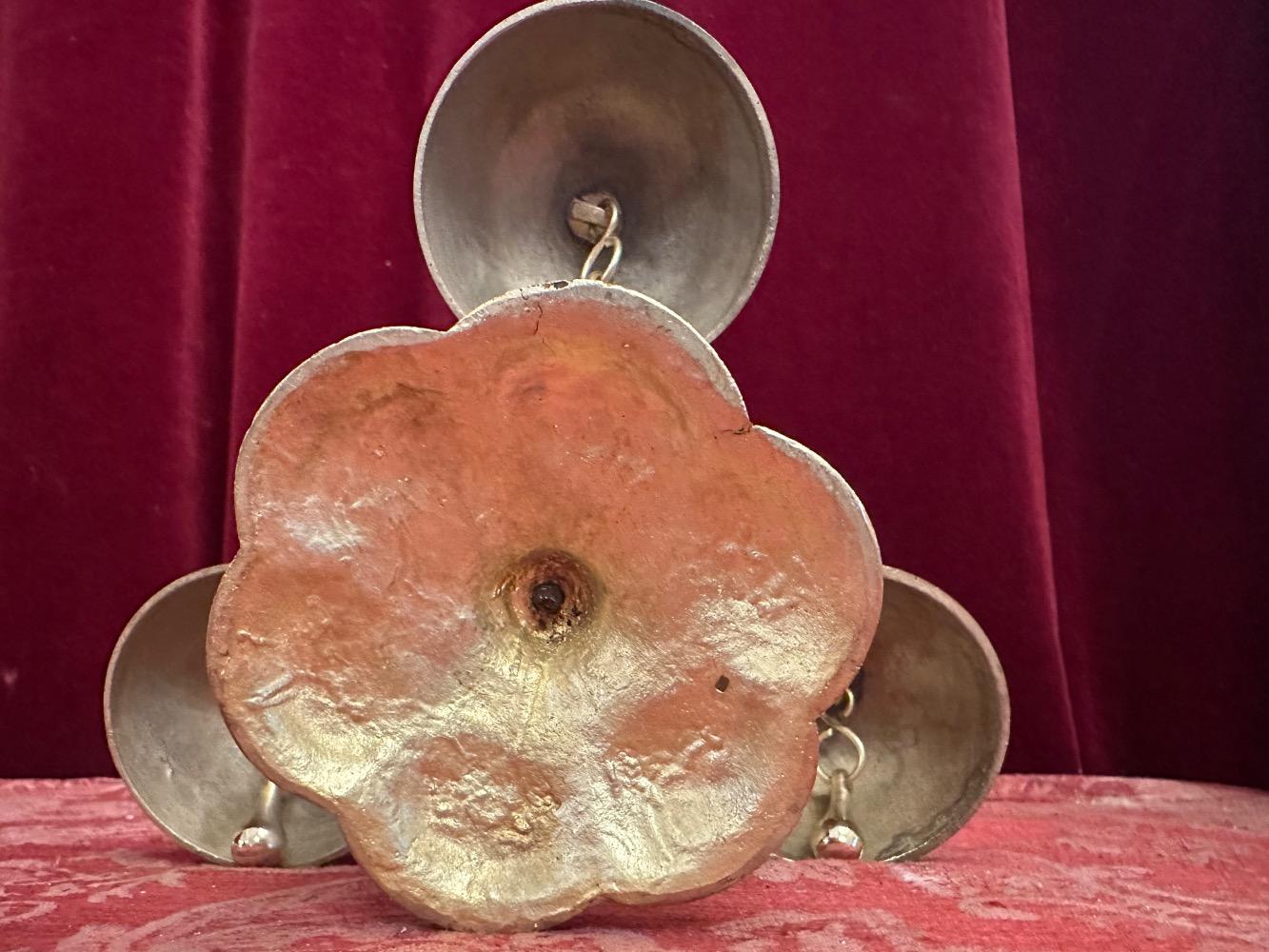 1 Classicistic Altar - Bell