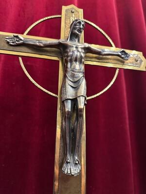 Altar - Cross style Classicistic en Brass -Bronze Parly Hand - Hammered / Wood , Netherlands  20 th century
