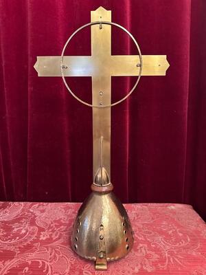 Altar - Cross style Classicistic en Brass -Bronze Parly Hand - Hammered / Wood , Netherlands  20 th century