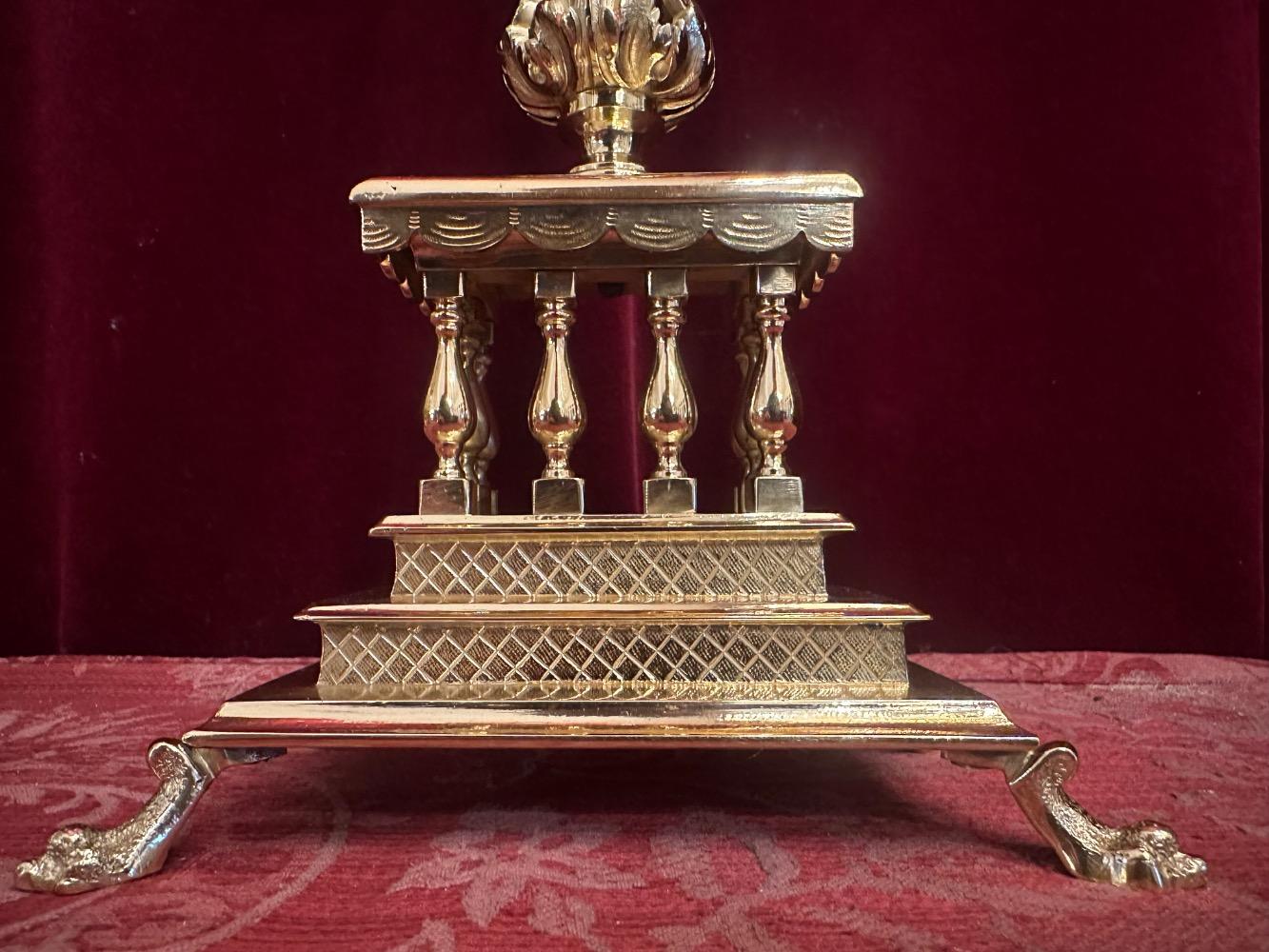 1 Classicistic Altar - Cross